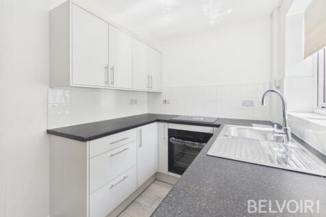 Easby Close, Western Downs, Stafford, ST17 photo 4
