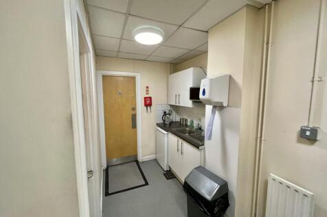 Westgate 2  Kitchenette.jpg