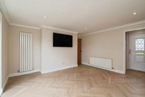 Hyde Road, Dereham, Norfolk, NR19 photo 2