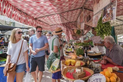 Alcudia Market 04