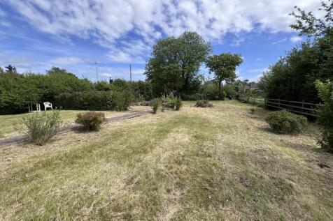 sunningdale garden.jpg