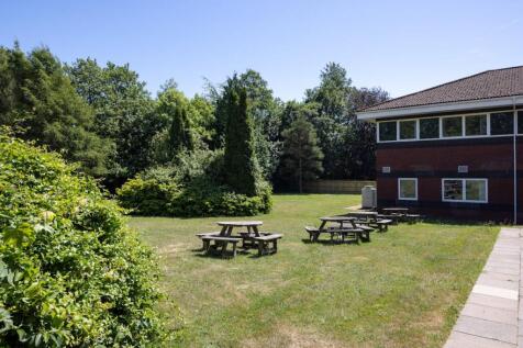 Spinnaker House First Floor External 7.jpg