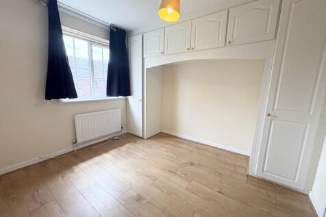 Kentlea Road, London, SE28 photo 5