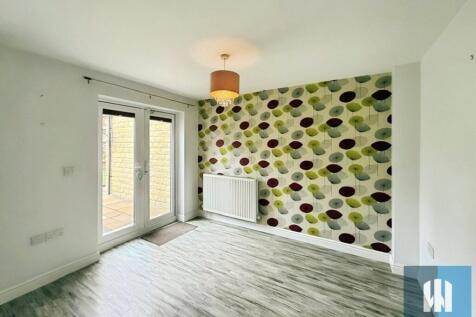 Bank Mews, Mirfield, WF14 photo 3
