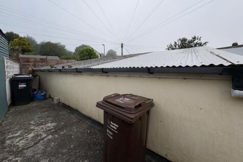 Garage 36, rear of Baralanwick, Penzance, Cornwall, TR18 4SA