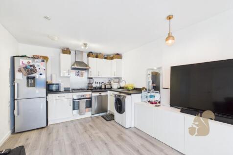 Martin Hunt Drive, Stanway photo 4