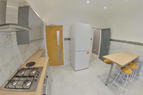 Harold Terrace, Hyde Park, Leeds, LS6 photo 3
