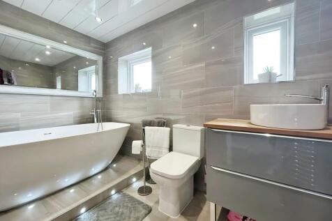 2b567a5f-WhatsApp...