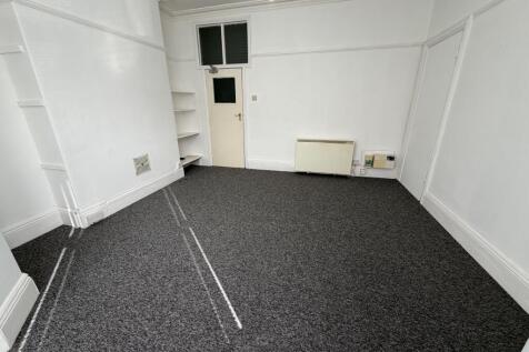 Clifton Road, Weston-Super-Mare, Somerset, BS23 photo 3