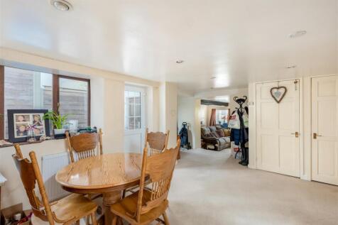 4 Fishers Lane, Charlbury-6.jpg