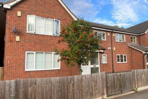 Sullivan Court, Wyken - Outside