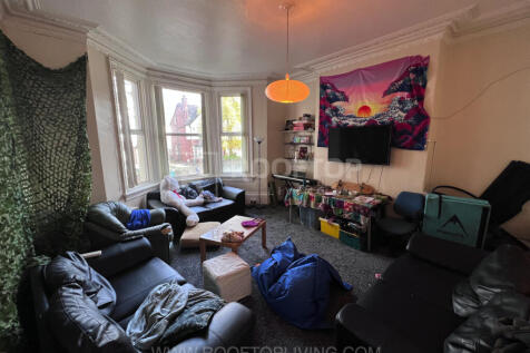 Cardigan Road, Leeds photo 5