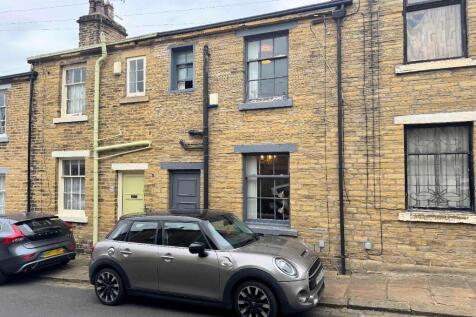 Shipley, BD18 - property photo