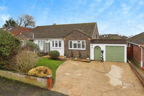 Tonbridge, TN10 - property photo