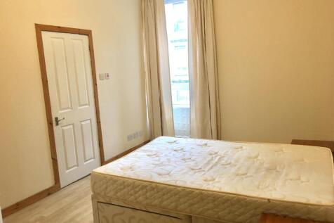 Cathcart Road, Glasgow, G42 photo 4