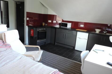 1 Bedroom House in CT1 3JT