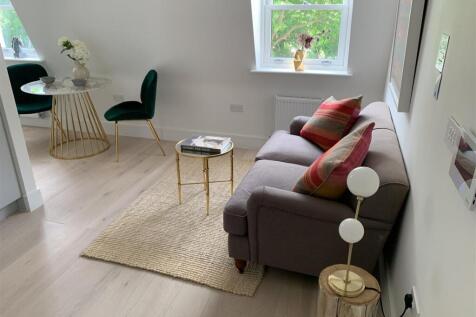 Living Room.jpg