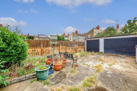 60a St. Johns Road garage