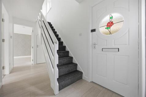 19_MELROSE_RD_CUMBERNAULD_007.JPG