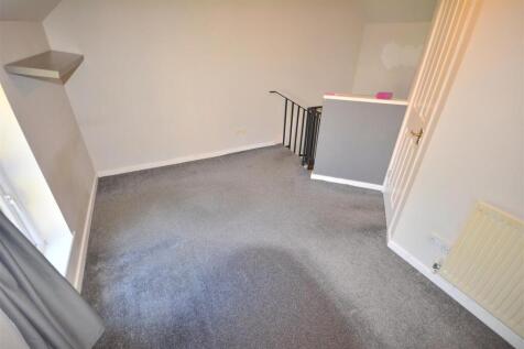 Bedroom.JPG