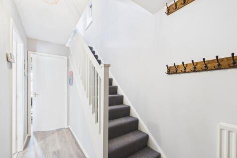 Entrance Hallway (1)