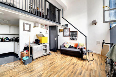 Durward Street, LONDON photo 5