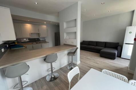Ash Road, Headingley, Leeds, West Yorkshire, LS6 photo 3