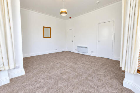 Oakwood Avenue, Roundhay, Leeds LS8  photo 3
