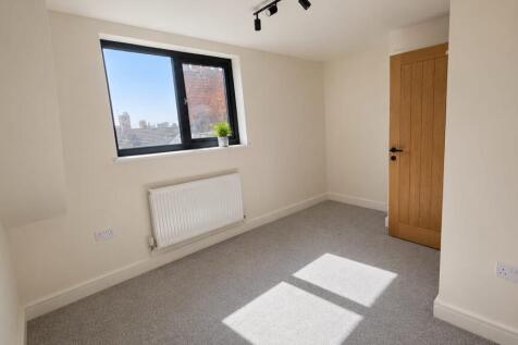 Dogfield Street, Cardiff photo 5