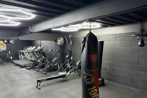 Commercial Property for sale Image 3