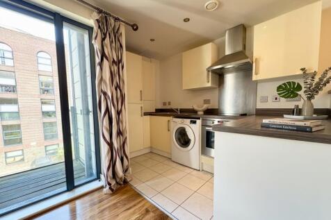 Harbourside, Great Western House, BS1 6GN photo 4
