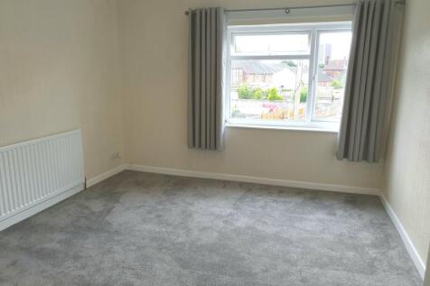 St. Thomas Street, Stafford, ST16 photo 3