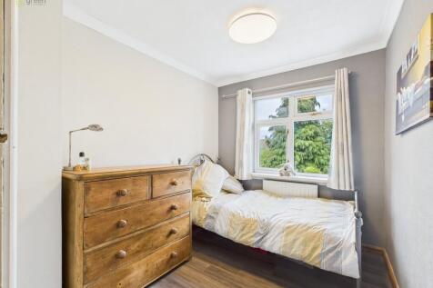 CAM03830G0-PR0223...