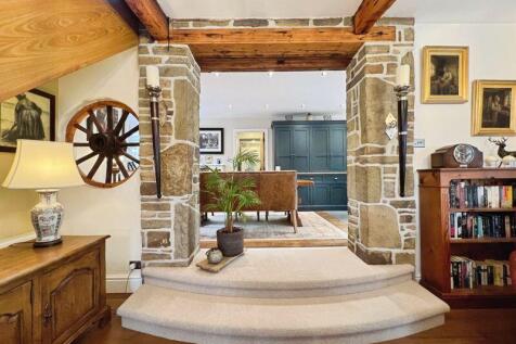 Through To the Kitchen &amp; Dining Room