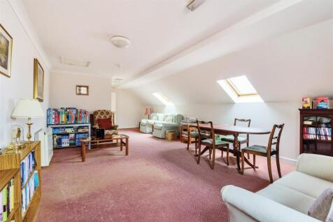 Owners Games Room (2).jpg