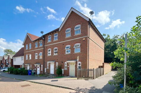 Sittingbourne, ME10 - property photo