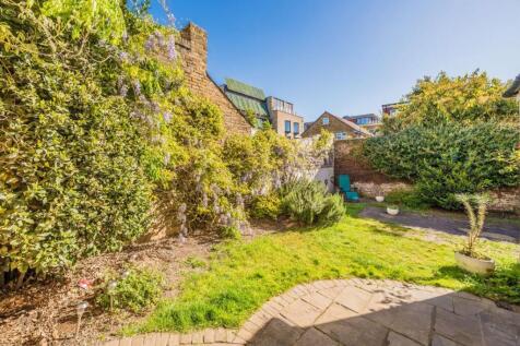 Property Image 9
