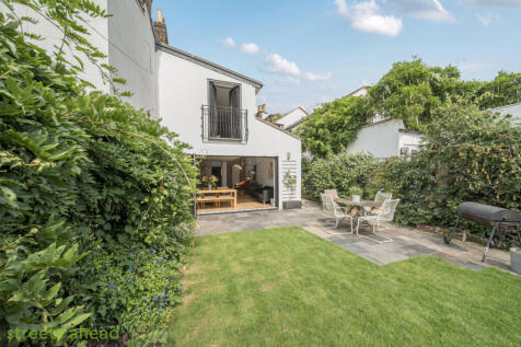 41802758-f156-4f7...