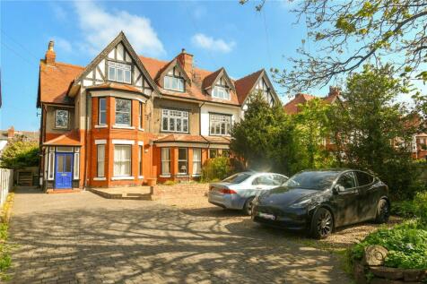 Wirral, CH48 - property photo