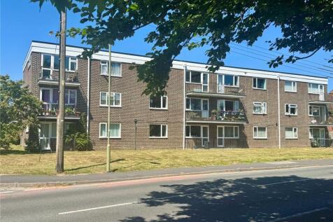 New Milton, BH25 - property photo