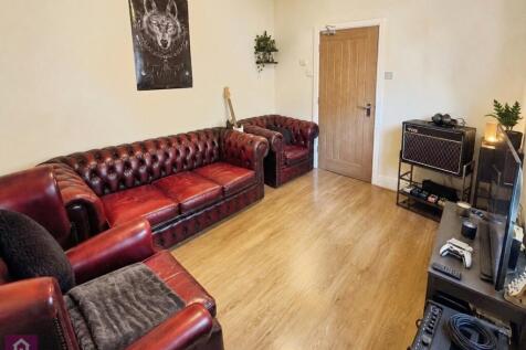 Kensington Avenue, Manchester, Greater Manchester, M14 photo 2
