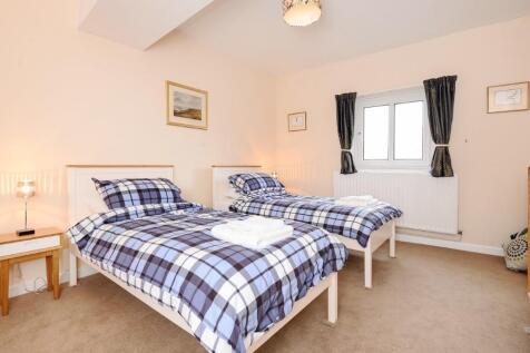 Helen Lane, Weymouth, Dorset, DT4 photo 4