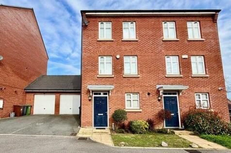 Bushey, WD23 - property photo