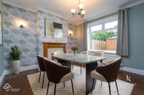 R2 - Dining Room - Modern - 2.jpg