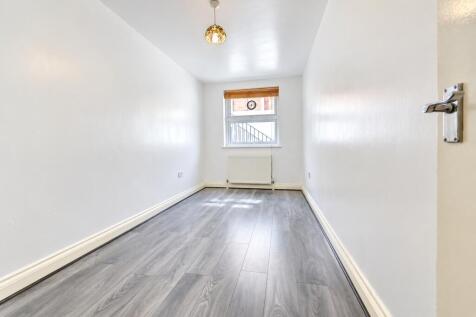 Selsdon Road, South Croydon, CR2 photo 5
