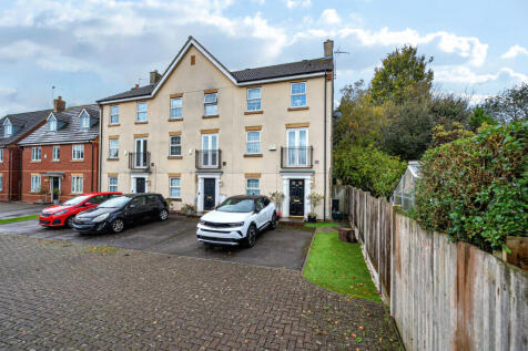 Britannia Close