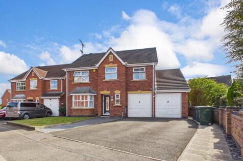Front Garden &amp; Off Road Parking