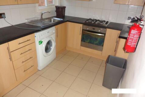 21 Radford Road, CV31 1NF photo 3