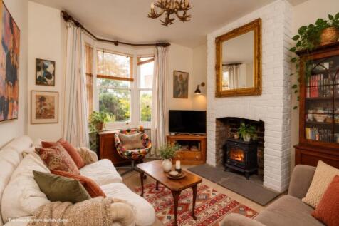 Livingroom.jpg