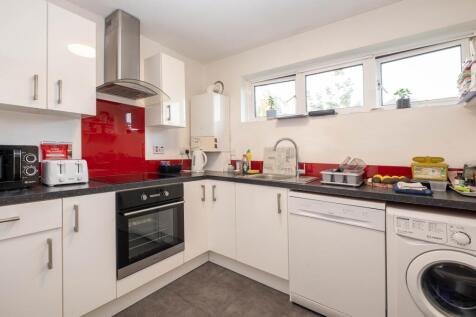 Ivybridge Close, Twickenham, TW1 photo 2